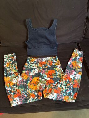 Floral High-Waist Leggings with Black sport bra set